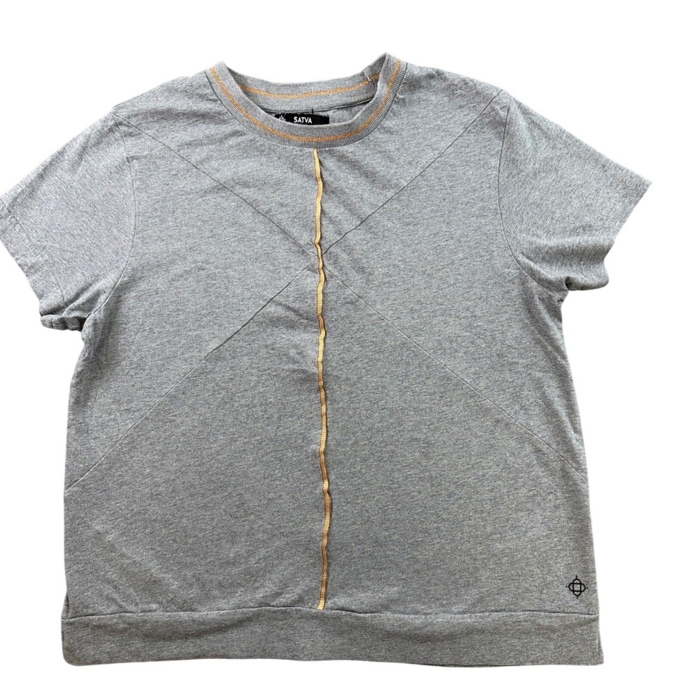 Satva Women Heather Gray Gold Contrast Stitch Short Sleeve Activewear Top Size M